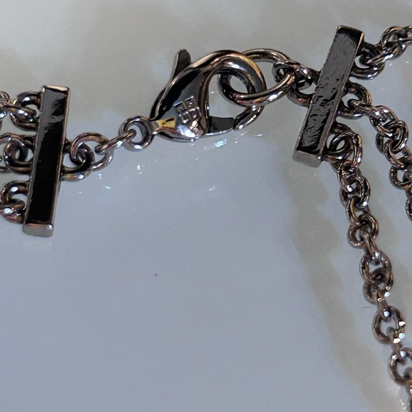 Givenchy layered necklace - Picture 5 of 10